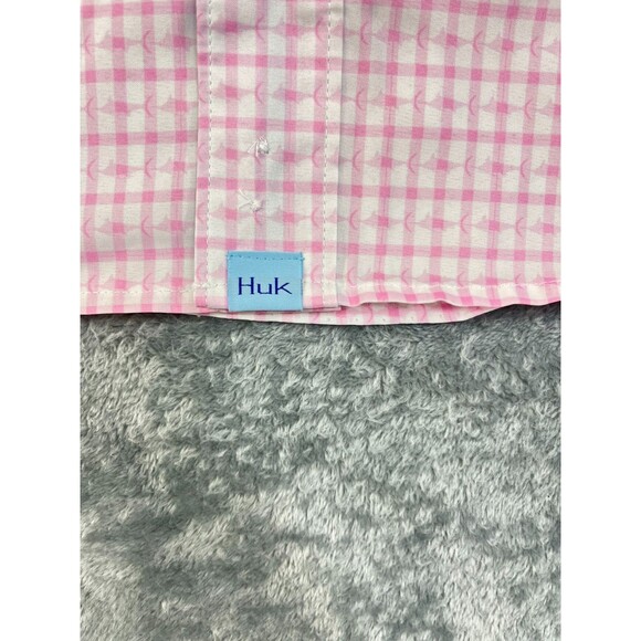 NEW Huk Performance Shirt Men's Small Pink White Button Down Fish Pattern Check - Picture 8 of 14